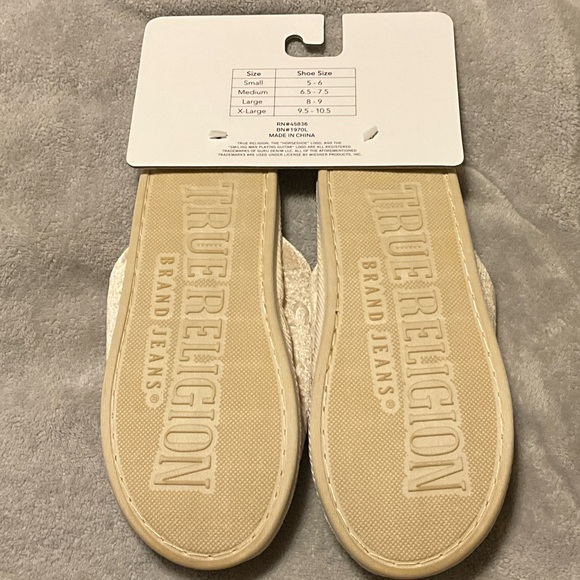 True Religion Women's Beige Slippers with Gold Accents🤍 - Picture 2 of 2